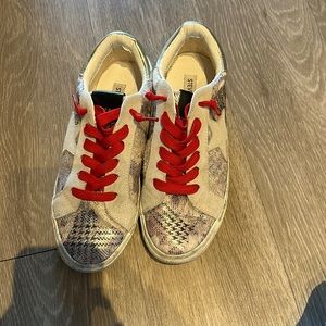 Steve Madden women’s shoes